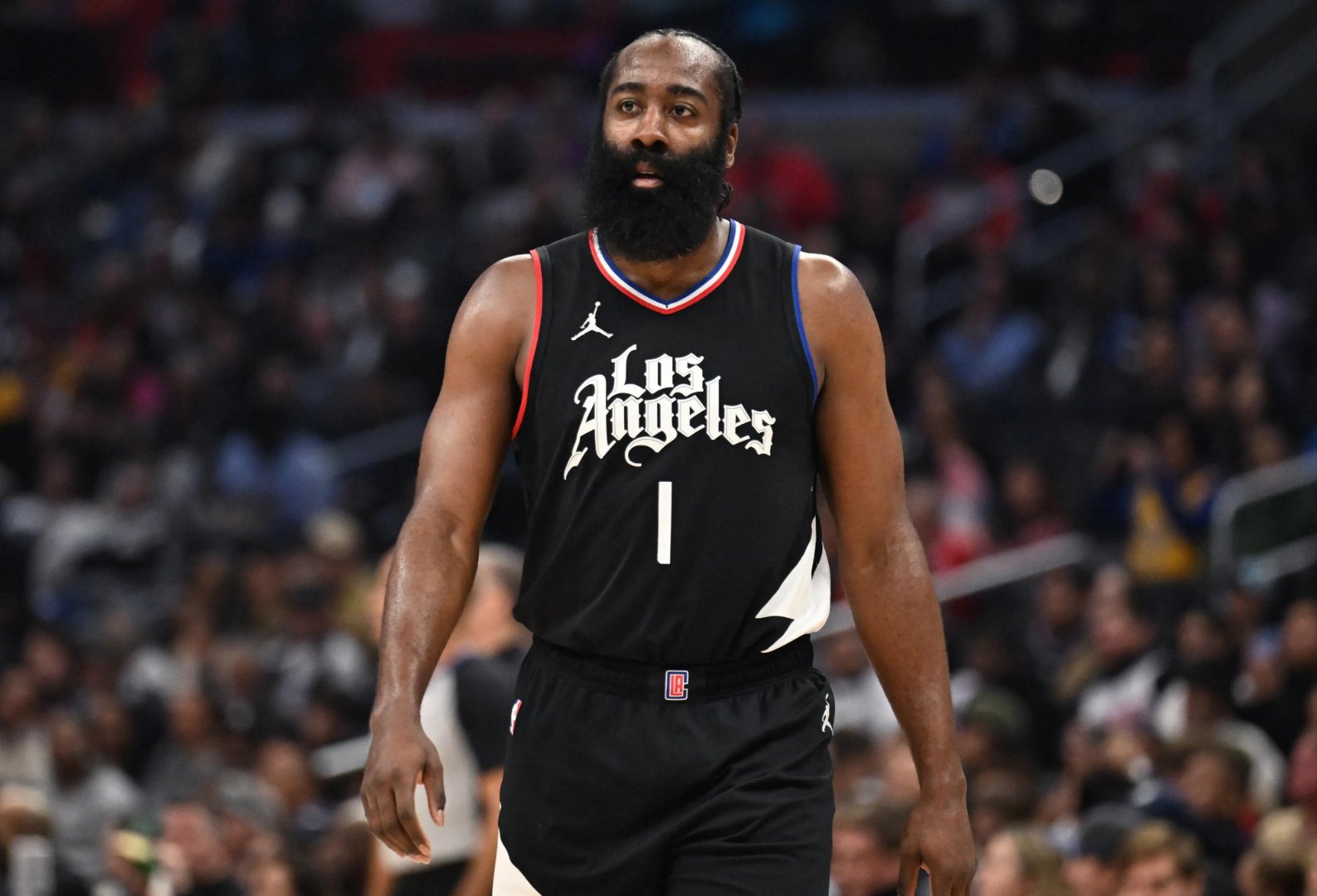 金年会官网- 重磅！洛杉矶快船今夜状态回暖法兰克福迎足总杯关键赛，荷甲窗口期再迎强敌