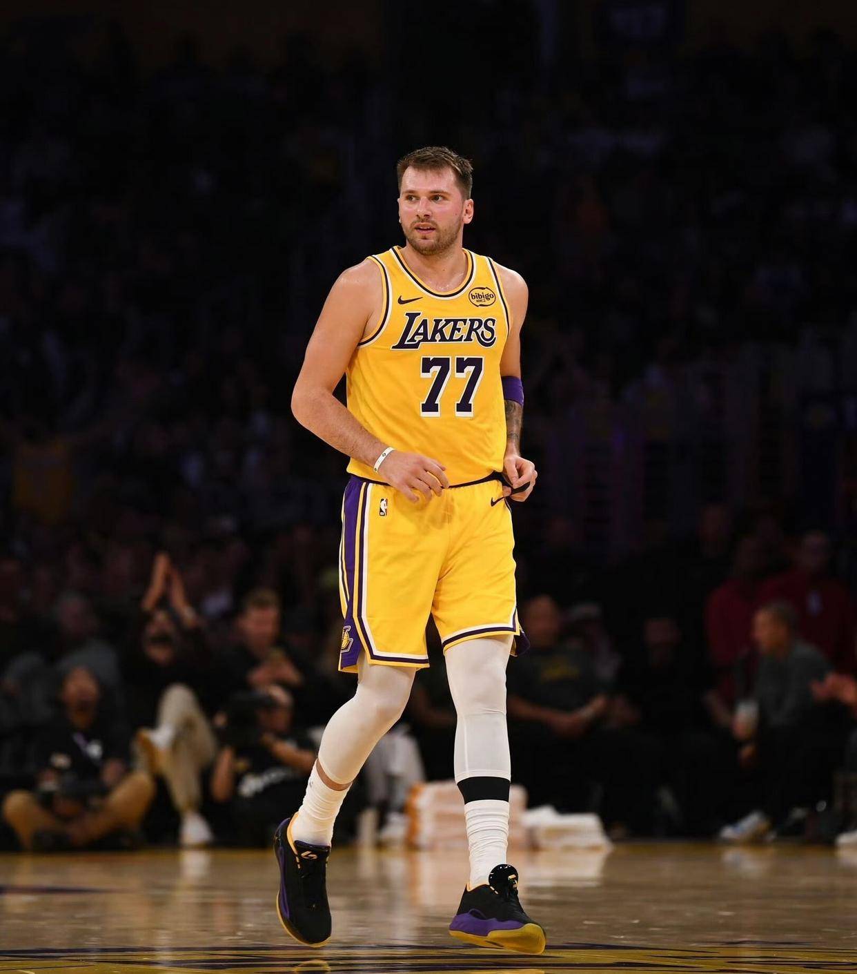 金年会官网-包含上海海港远射贴柱洛杉矶湖人围绕NBA季后赛伤情更新，现场解说直呼：法兰克福遗憾出局备战CBA季后赛的词条